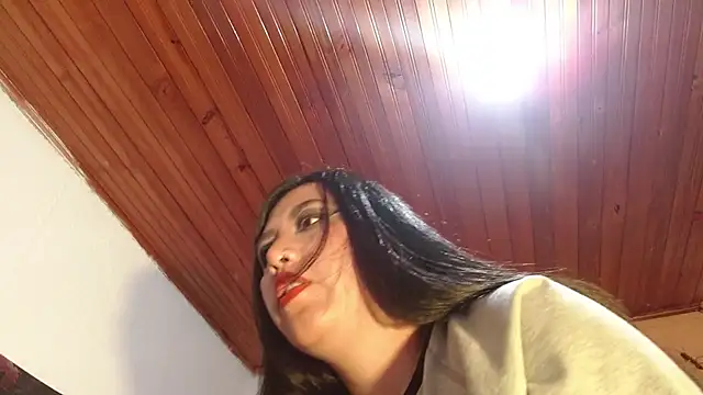 AntoneellaF 라이브 XXX 채팅