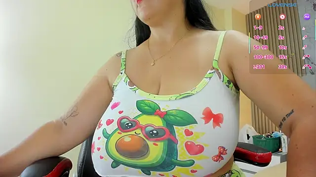 צ'אט XXX בשידור חי של MAGIEVANS1