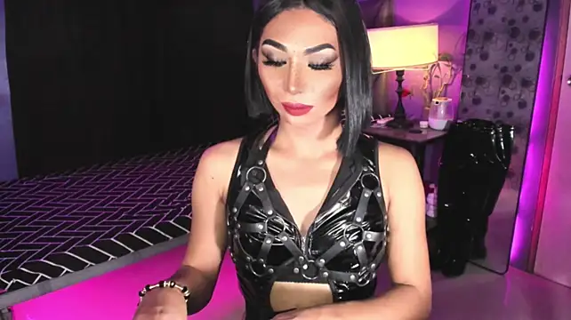 MaxxineMorenaTs 网络视讯表演