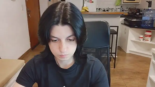 Chat +18 de kyslrana ao vivo
