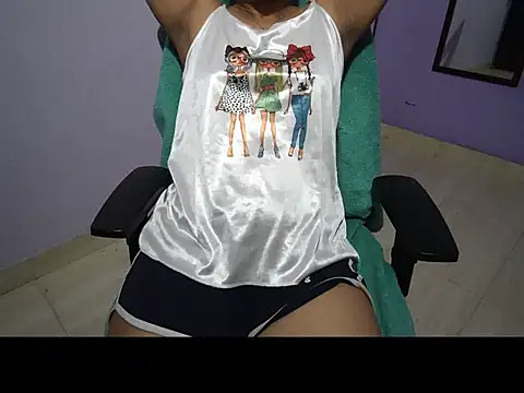 Chat +18 de BabyNaina ao vivo
