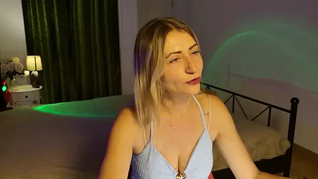 Вебкам-шоу ZoeGrant