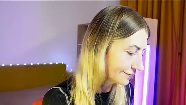 ZoeGrant – Naživo XXX chat