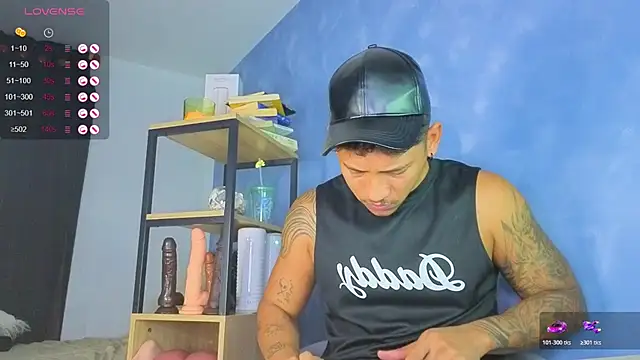 TomLover_12 Show Webcam