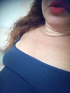SOLTEIRASIGILOn Live XXX chat