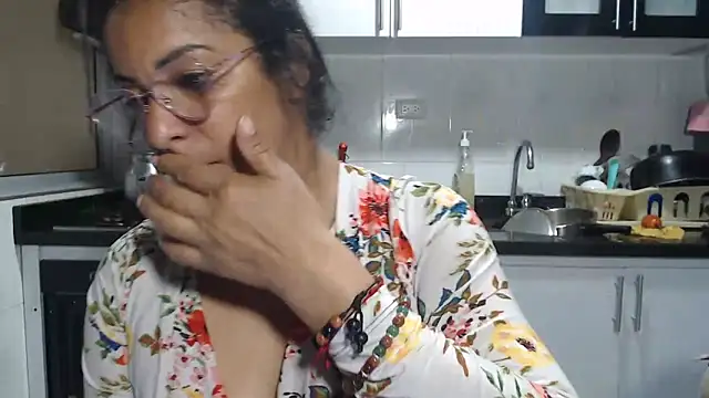 Webkamerová show kateleyagrey
