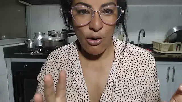 kateleyagrey's Webcam Show