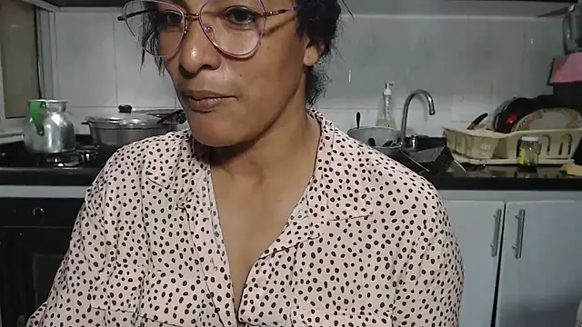 kateleyagrey Pertunjukan Webcam