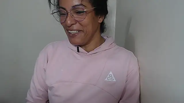 kateleyagrey 现场XXX聊天