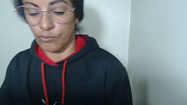 kateleyagrey's Webcam Show