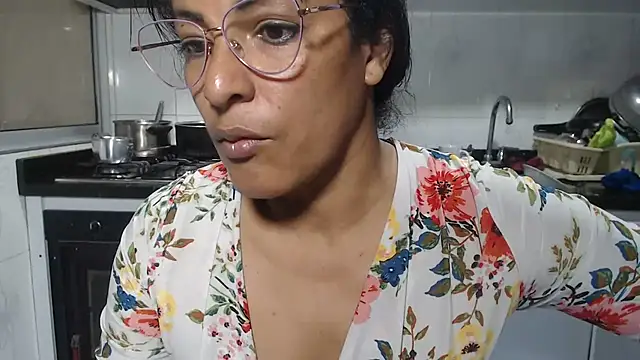 kateleyagrey's Live XXX Chat