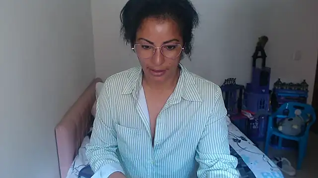 kateleyagrey's Webcam Show