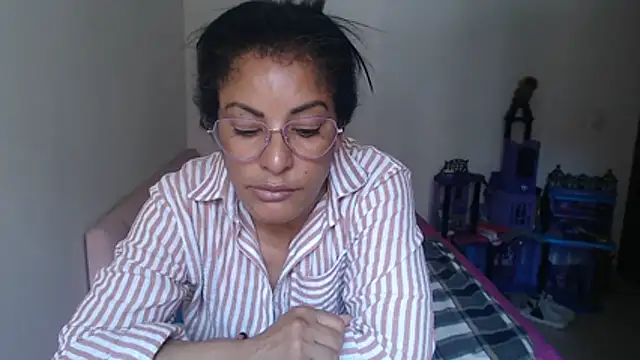 دردشة kateleyagrey الجنسية المباشرة