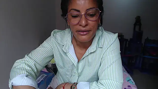 kateleyagrey লাইভ XXX চ্যাট