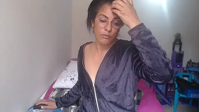 kateleyagrey Live XXX-Chat