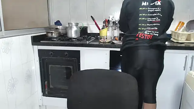 kateleyagrey's Live XXX Chat