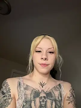 BiancaValentina Show in webcam