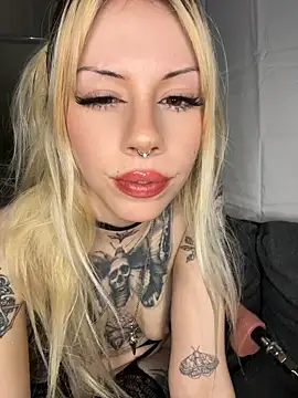 BibiVal's Webcam Show