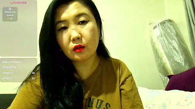 XXX chat uživo modela Bet_Lu