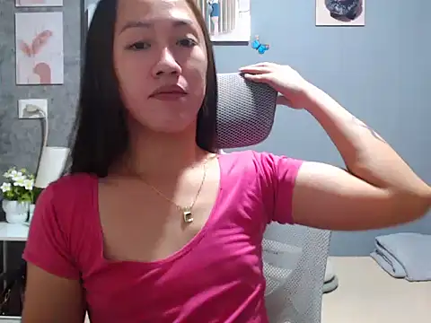 babysuckerxxx 网络视讯表演
