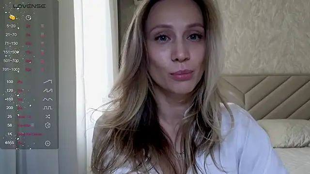 Alice_Wonders' Live XXX Chat