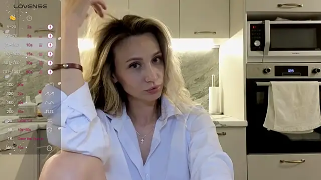 Онлайн чат XXX Alice_Wonders