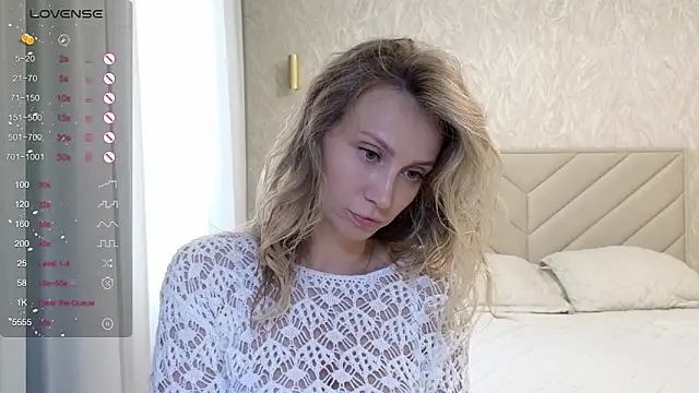 Alice_Wonders' Live XXX Chat