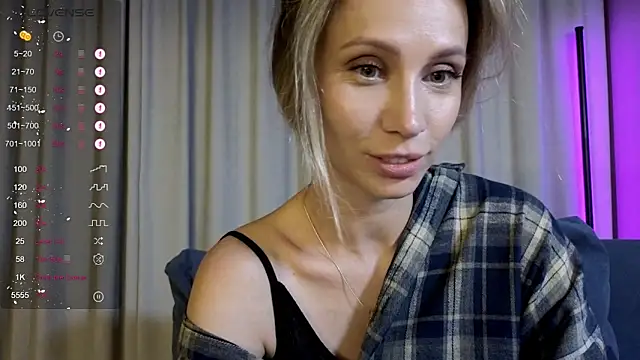 Alice_Wonders Adlı Modelin Canlı XXX Sohbeti