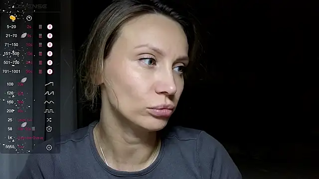 Alice_Wonders' Live XXX Chat