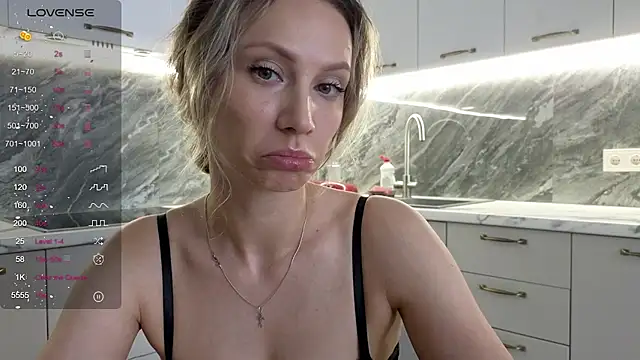 Chat XXX Live Alice_Wonders