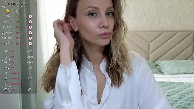 Alice_Wonders' Live XXX Chat