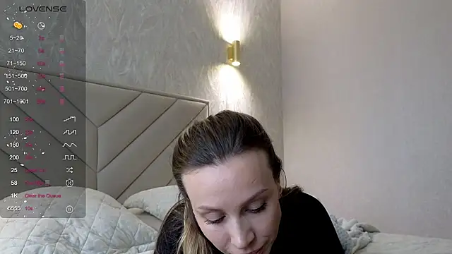 Alice_Wonders XXX чат на живо