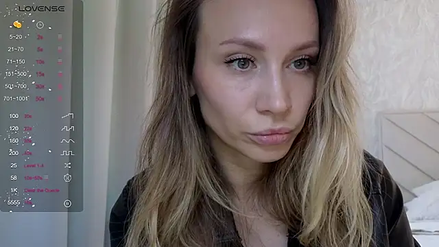 Alice_Wonders Live XXX-chat