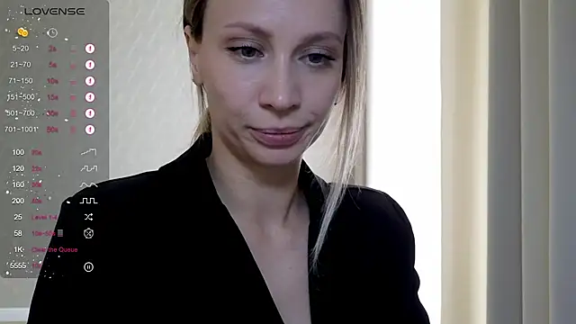 Alice_Wonders' Live XXX Chat