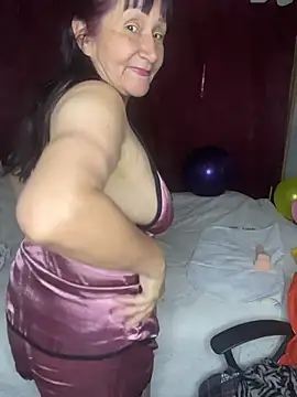 Savvanahh élő XXX-chatje