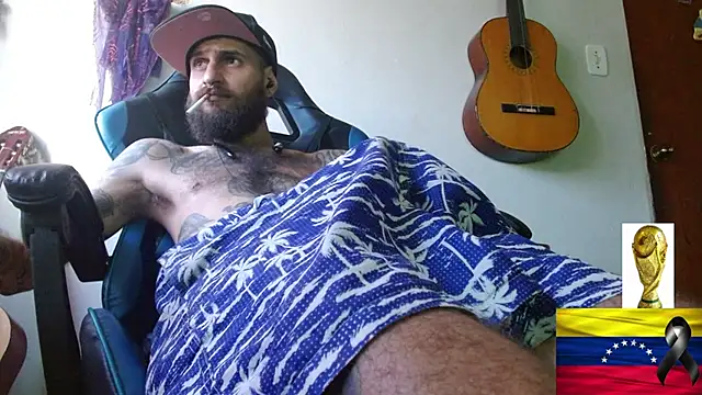 Вебкам-шоу Tatted21xxx