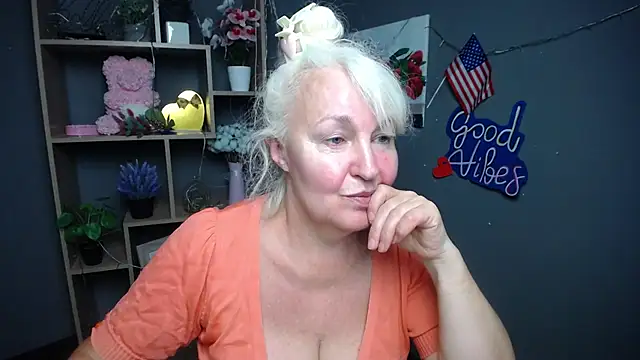 BlondyLeeBest: απευθείας συνομιλία ΧΧΧ