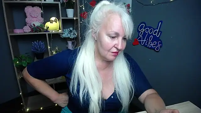 BlondyLeeBest's Live XXX Chat