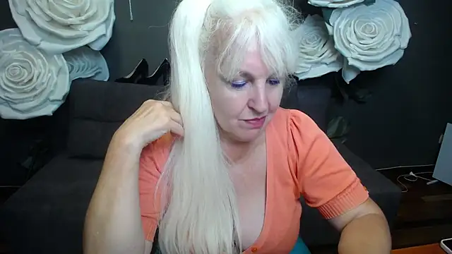 BlondyLeeBest's Live XXX Chat
