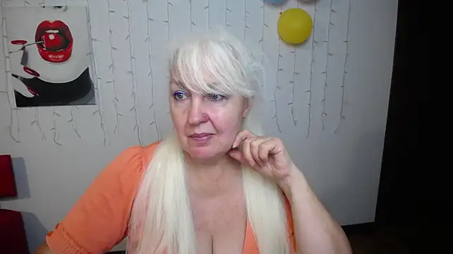 Chat +18 de BlondyLeeBest ao vivo