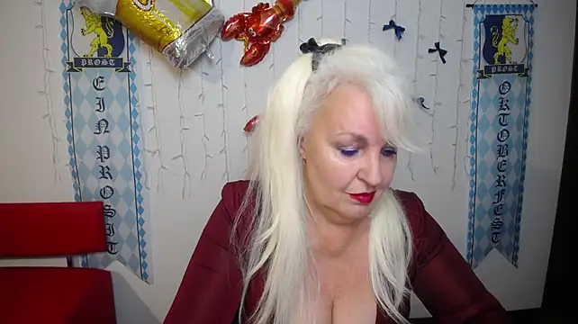 Chat +18 de BlondyLeeBest ao vivo