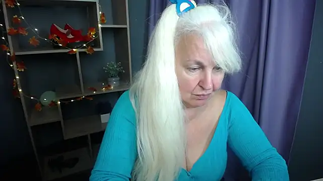 แชท XXX สดของ BlondyLeeBest