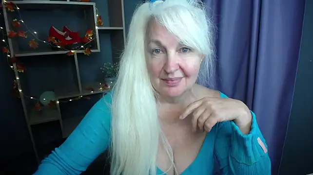 Онлайн чат XXX BlondyLeeBest