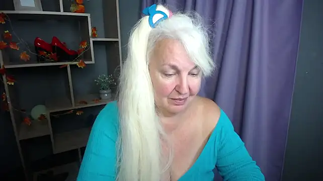 XXX chat uživo modela BlondyLeeBest