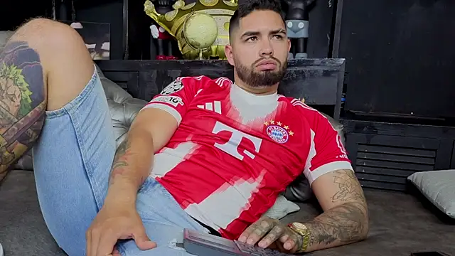 matteosantos webkamerás műsora