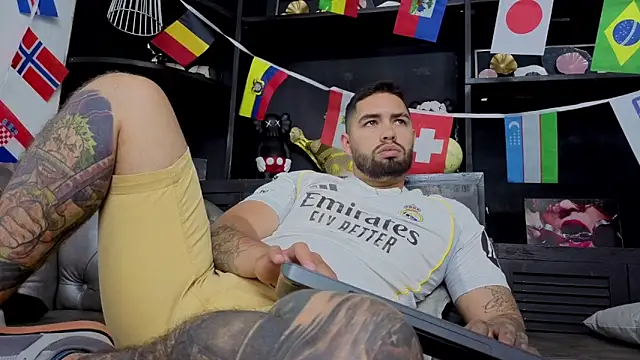 matteosantos webcam show