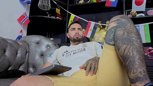 Webkamerová show matteosantos