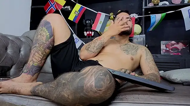 matteosantos' Webcam Show