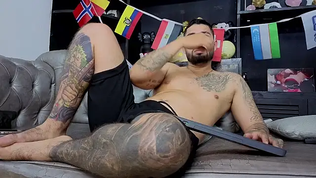 matteosantos' Webcam Show