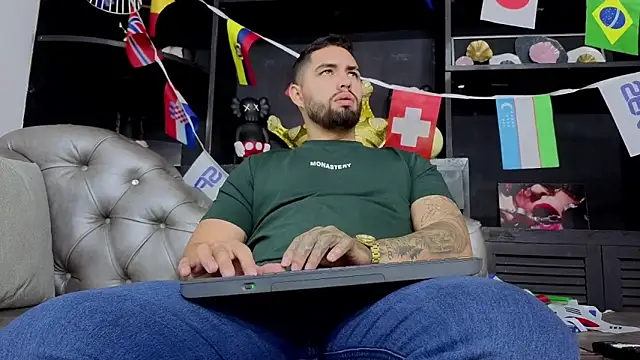 matteosantos' Webcam Show